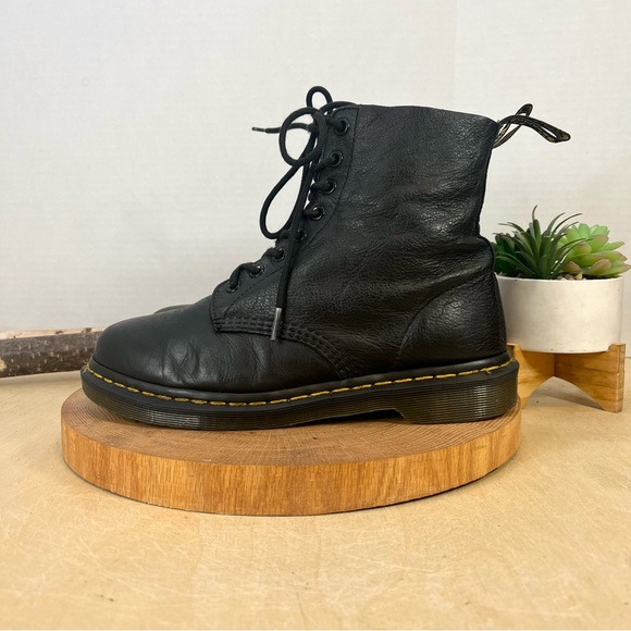 Dr. Martens Shoes - Dr Martens | 1460 Pascal Softee 8 Eye Boots Size 8